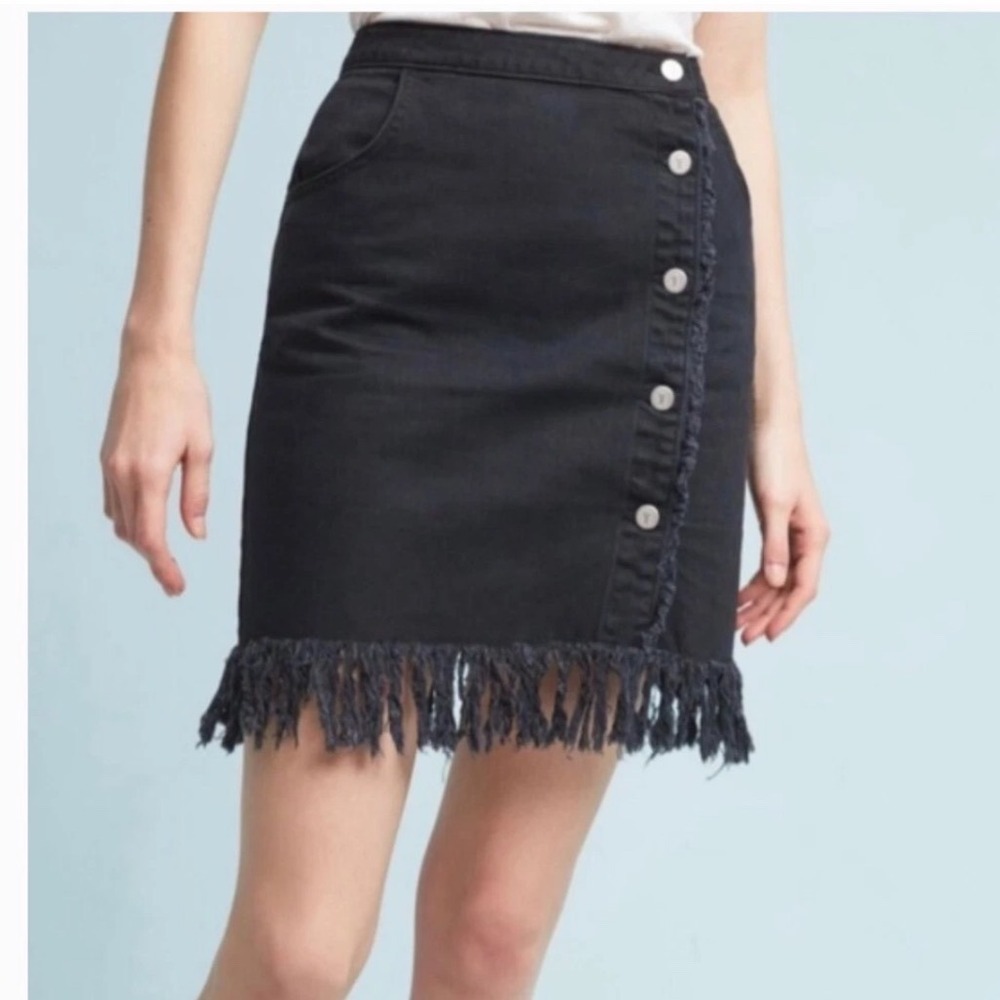 Pilcro and the Letterpress Skirt 29 No. 08 Black Fringed Denim Mini Frayed